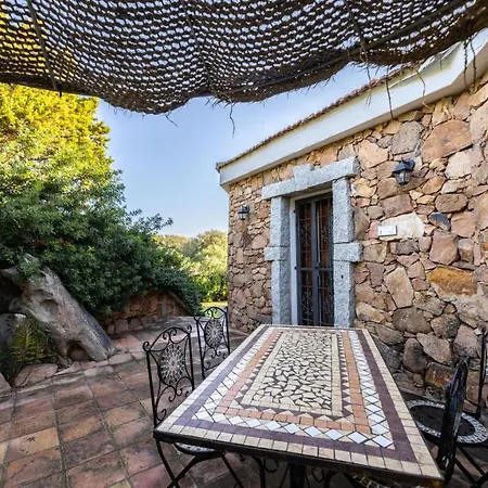 Chic Antonina One Bedroom No2172 דירה